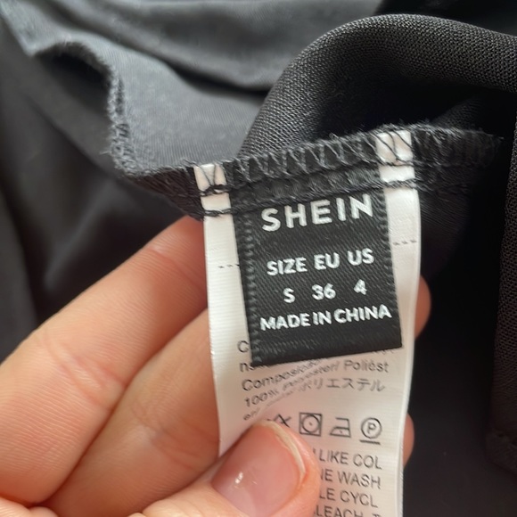 New square neck dress - Picture 4 of 8